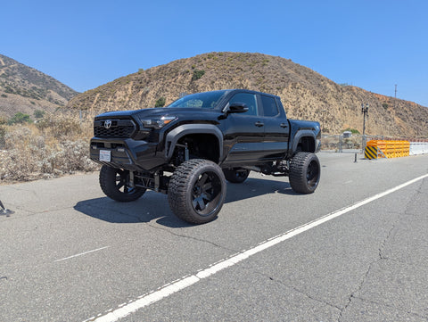 PRE-ORDER BULLETPROOF SUSPENSION 2024 - 2025 TACOMA 10″ 12” Lift Kit Option 3 (Upgraded+)
