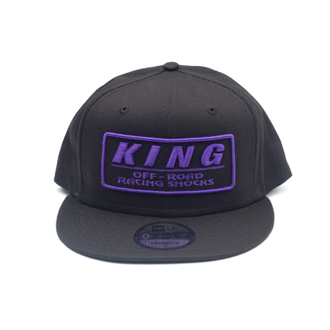 KING SHOCKS 9FIFTY BLACK W/ PURPLE LOGO (SNAPBACK) PT# APP-SB026